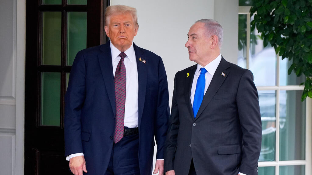 Дональд Трамп и Биньямин Нетаниягу (Фото: (AP Photo/Evan Vucci) נתניהו וטראמפ בבית הלבן