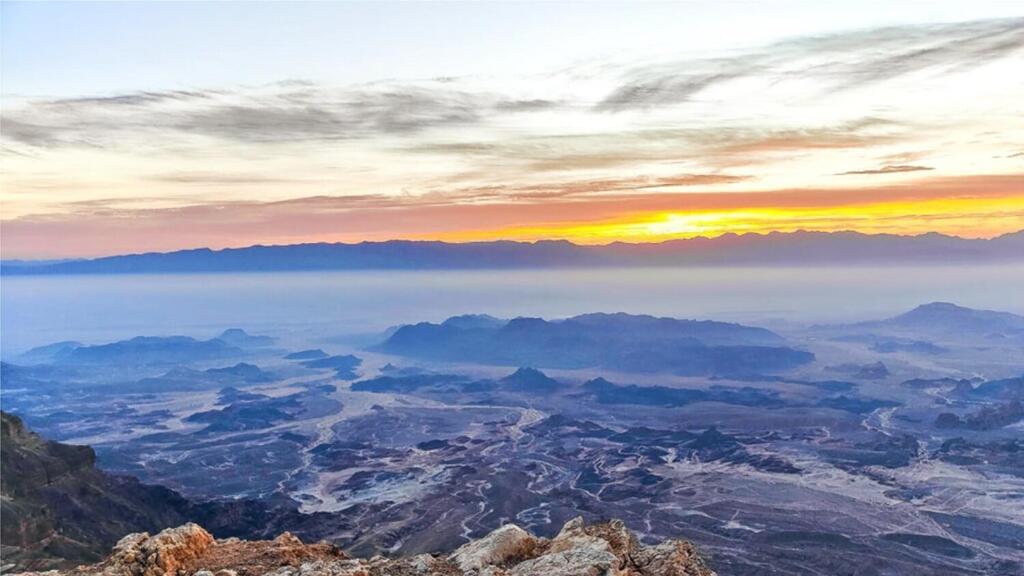 Mount Berekh (Photo: Itai Berkovich) הר ברך בזריחה