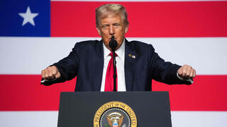 ארה"ב כינוס קצינים של שר ההגנה פיט הגסת' נשיא דונלד טראמפ