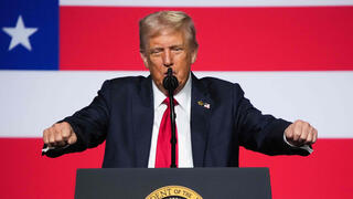 ארה"ב כינוס קצינים של שר ההגנה פיט הגסת' נשיא דונלד טראמפ