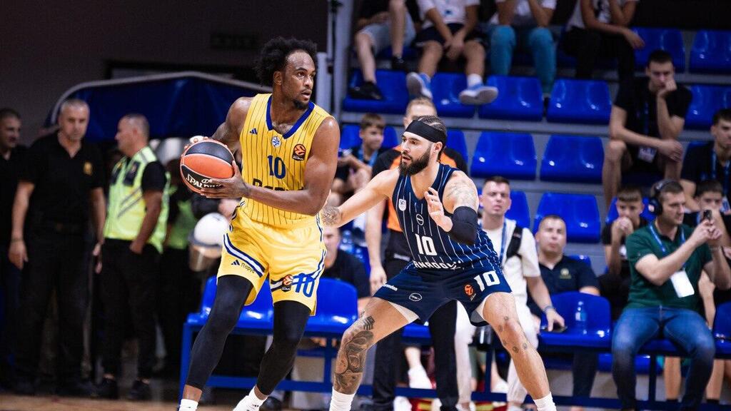 אושיי בריסט