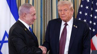 דונלד טראמפ ובנימין נתניהו בפגישתם בבית הלבן