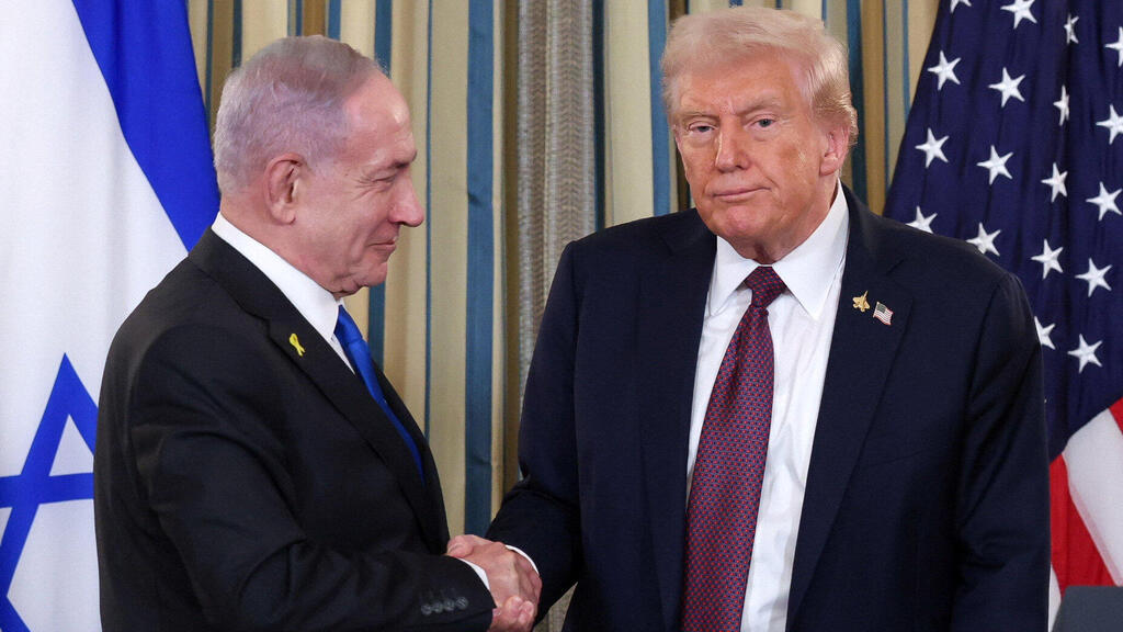 דונלד טראמפ ובנימין נתניהו בפגישתם בבית הלבן