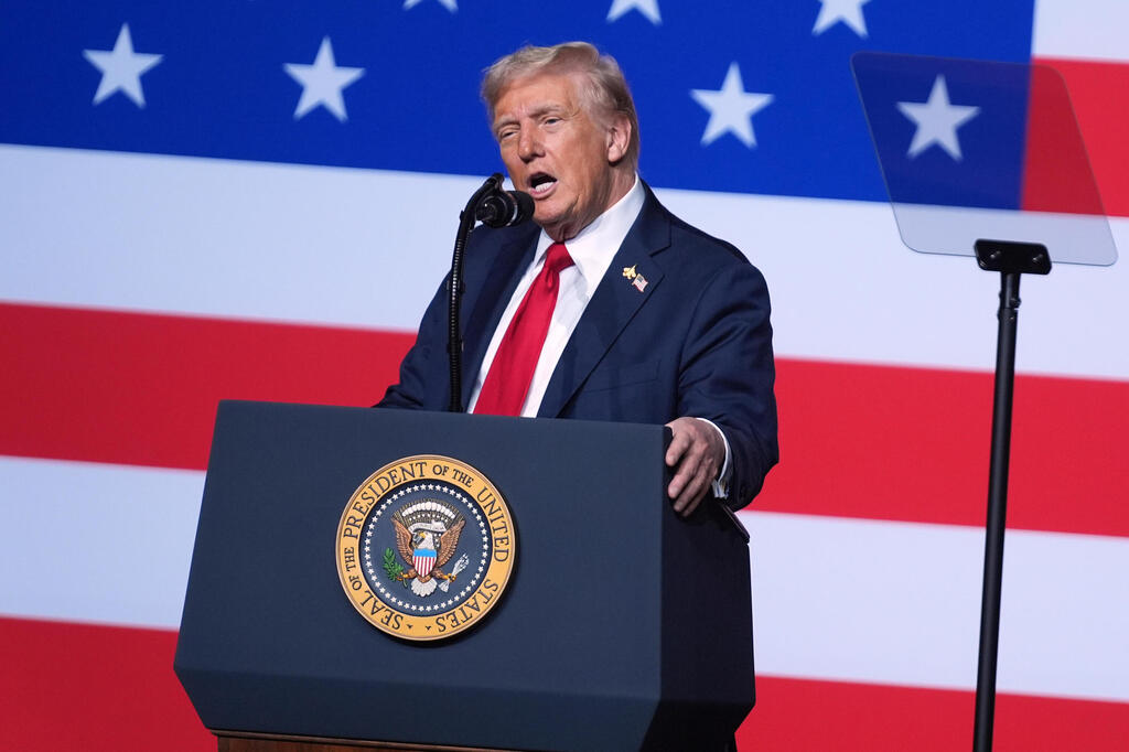 ארה"ב כינוס קצינים של שר ההגנה פיט הגסת' נשיא דונלד טראמפ