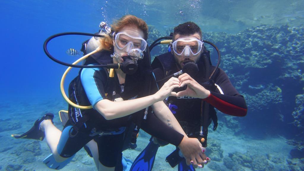 יוליה צ'בן ועבד אלרחמאן אלזיאדנה שנרצחו בחוף בזיקים ב 7/10