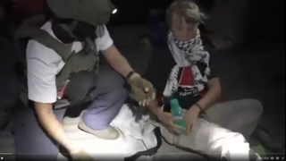 כוחות חיל הים לצד גרטה טונברג