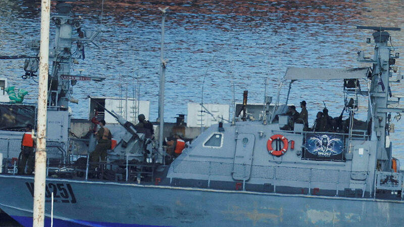 כוחות חיל הים מגיעים לנמל אשדוד אחרי ההשתלטות על משט סומוד לעזה