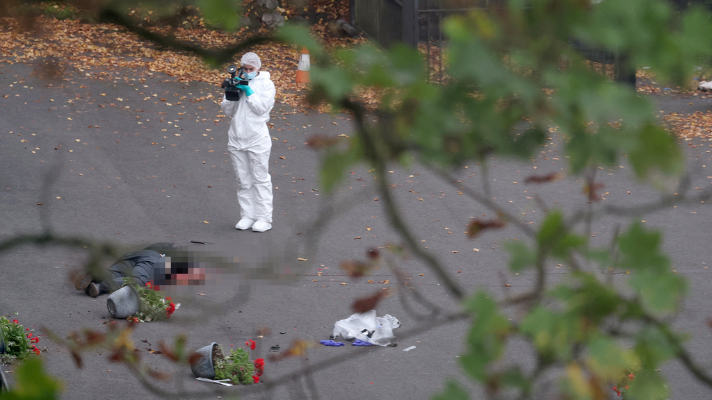 זירת פיגוע בית כנסת מנצ'סטר בריטניה