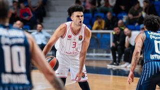 אנאדולו אפס - הפועל ת"א  אלייז'ה בראיינט