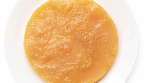 הקומבוצ'ה. אפשר לשתות כמשקה בפני עצמו או לשלב עם ג'ינג'ר, פירות או עשבי תיבול