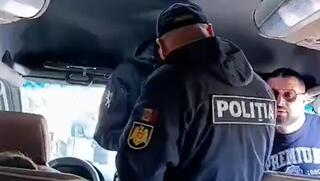 תיעוד: זוג ישראלים לא מורשה להיכנס לאוטובוס במולדובה