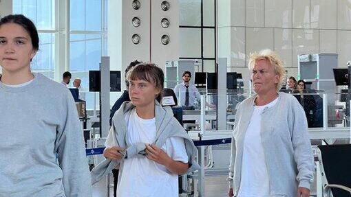  גרטה טונברג בשדה התעופה רמון