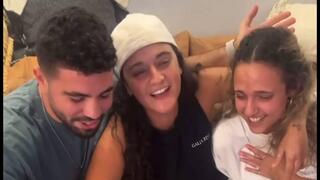 אמילי דמארי חוגגת את עסקת החטופים