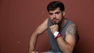 דור אלמוג, הלוחם היחיד ששרד את אסון קריסת המבנים שבו נהרגו 21 חיילים  