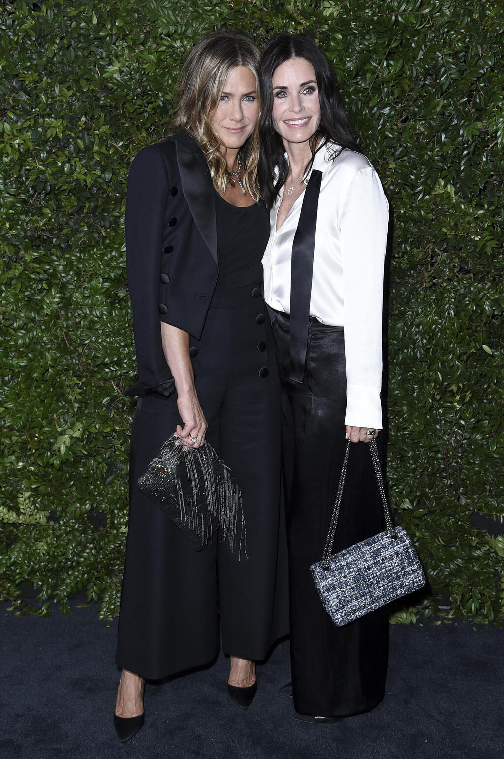 ג'ניפר אניסטון וקורטני קוקס באירוע של שאנל, 2018