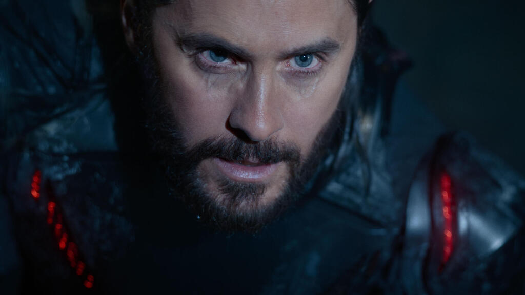 Кадр из фильма "Трон: Арес" 