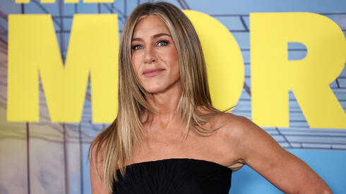 ג'ניפר אניסטון בפרמיירה לעונה הרביעית של "תוכנית הבוקר", 2025