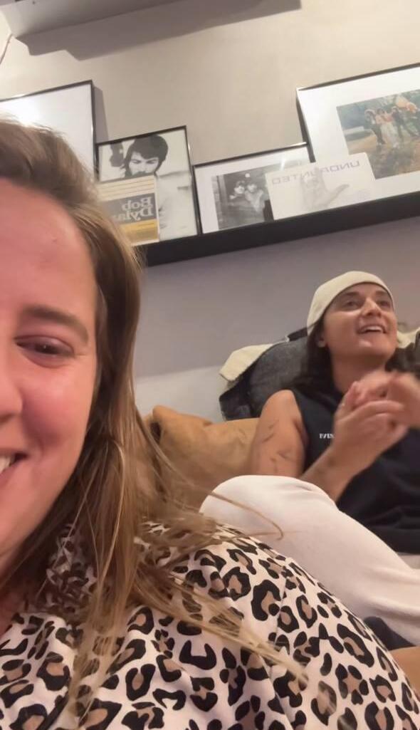 דניאל עמית אמילי דמארי חוגגת את עסקת החטופים 