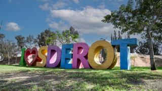 חוגגים שמחת תורה בשדרות