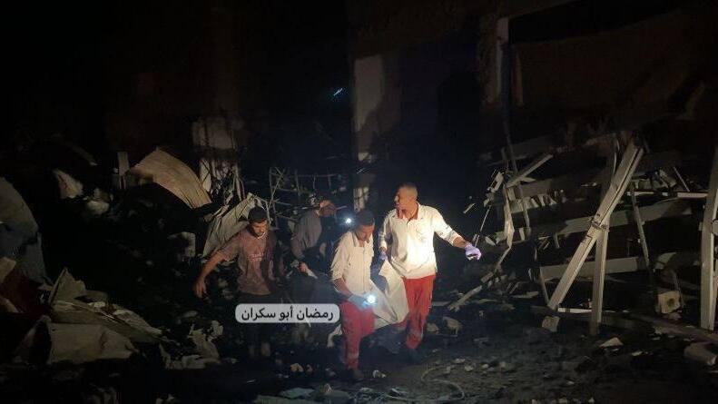 После удара в Газе הבית שהופצץ במרכז העיר עזה