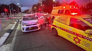 הולך רגל בן 85 נהרג מפגיעת רכב בנתניה