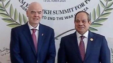 אינפנטינו לצד א-סיסי בפסגת השלום בשארם א-שייח