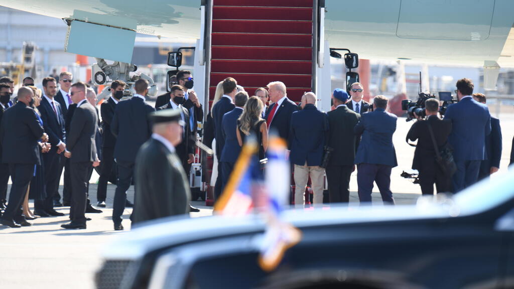 Встреча Трампа в аэропорту Бен-Гурион (Фото: Юваль Хен) בנימין נתניהו יצחק הרצוג קבלת פנים ל נשיא ארה"ב דונלד טראמפ ב בנתב"ג