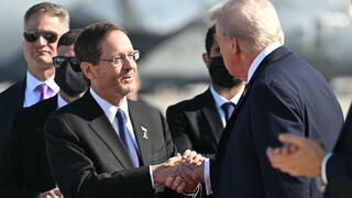 מה עומד מאחורי המתקפה של טראמפ על הרצוג?