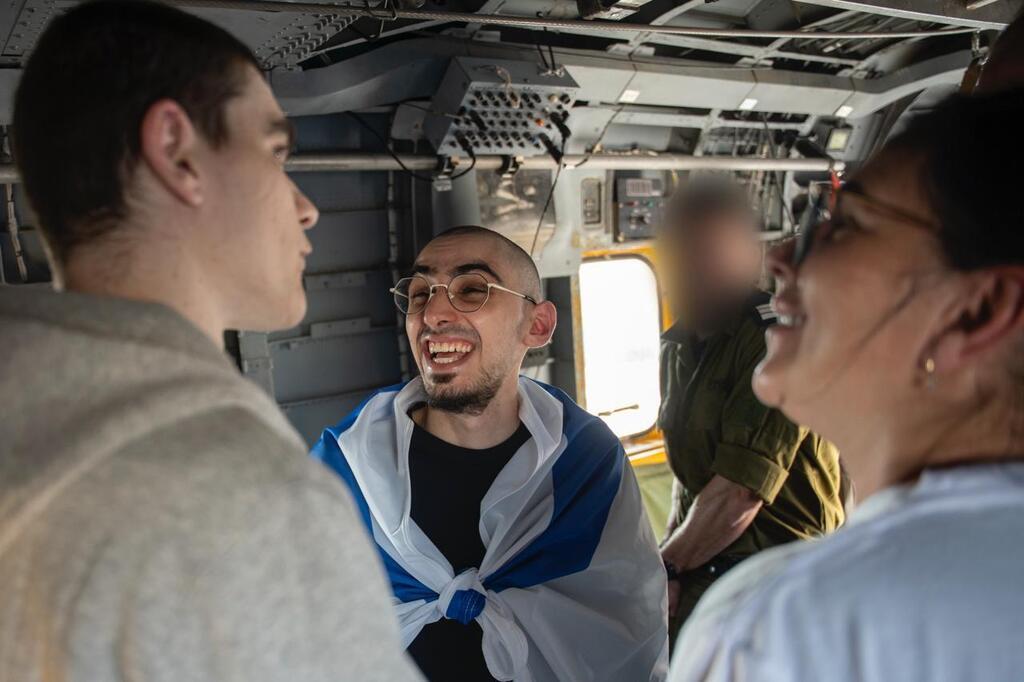 רום ברסלבסקי ומשפחתו בדרך לבית החולים