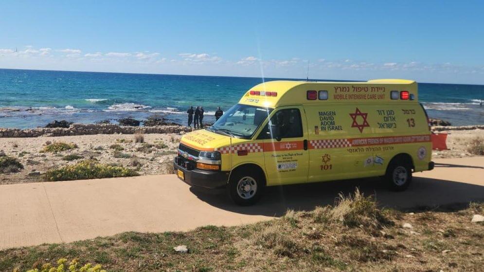 גבר בן 50 טבע למוות בחוף שקמונה
