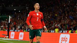 כריסטיאנו רונאלדו חוגג