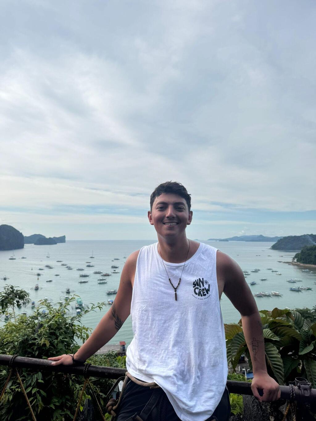 קריסטופר פק בתוכנית "מסע אל האופק"