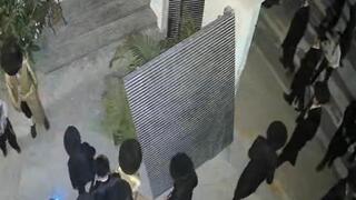 חרדים פורצים לבית ראש המועצה