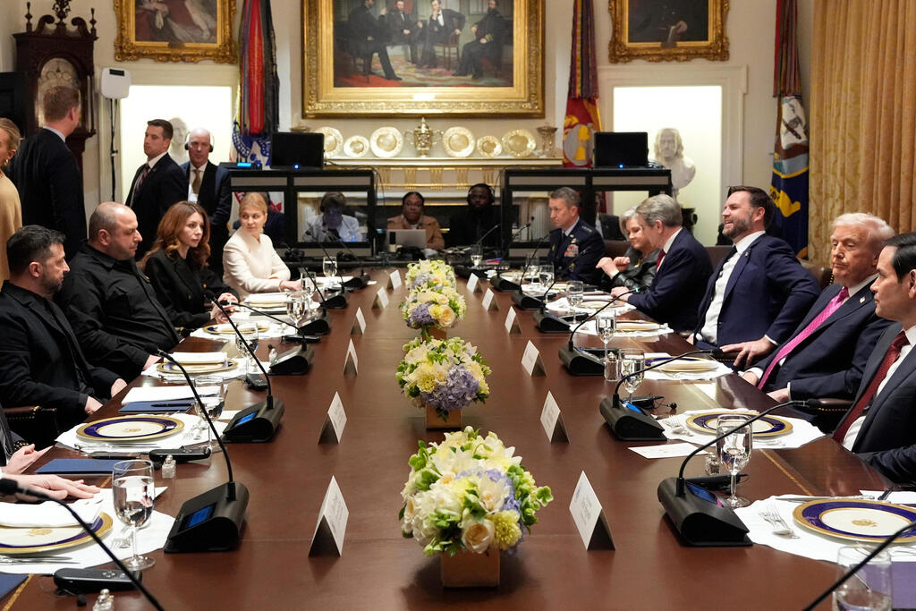 פגישתם של טראמפ וזלנסקי