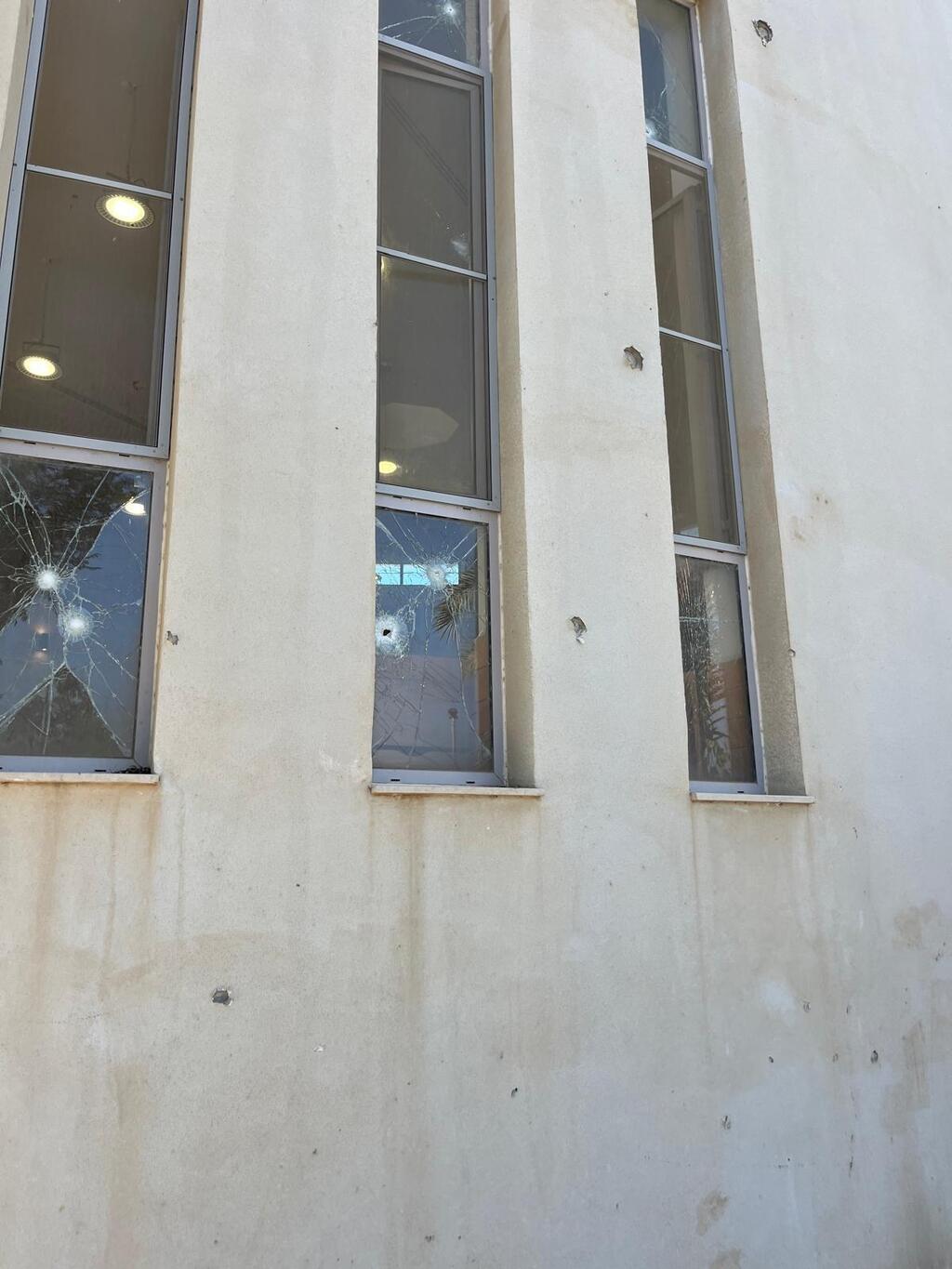 חלונות בית הכנסת של אוגדת עזה ב-8/10