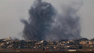 עשן עזה תקיפות צה"ל