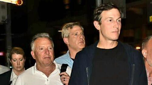 סטיב ויטקוף ג'ארד קושנר פפראצי בתל אביב 