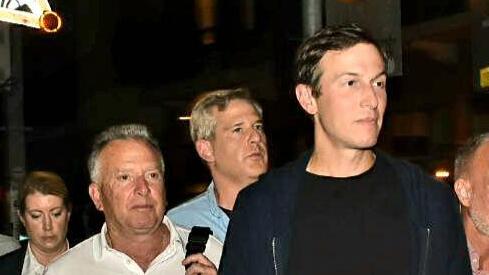 סטיב ויטקוף ג'ארד קושנר פפראצי בתל אביב 