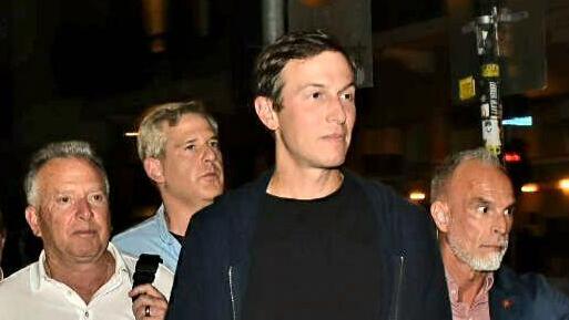 סטיב ויטקוף ג'ארד קושנר פפראצי בתל אביב 