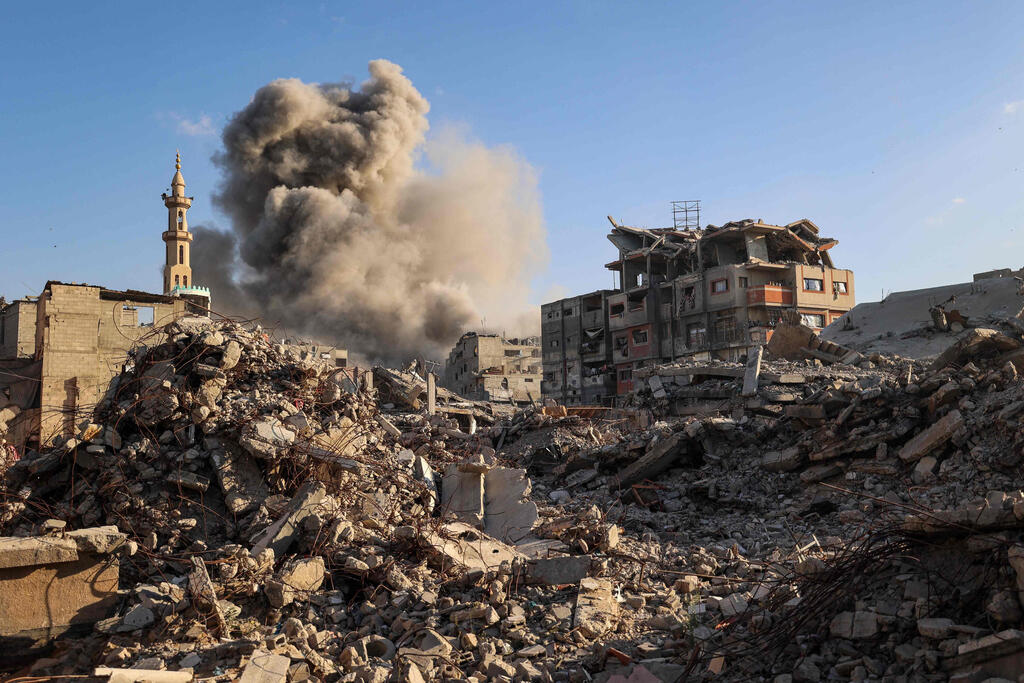 Israeli airstrikes in Gaza (Photo: Eyad BABA / AFP) תקיפות ברצועת עזה