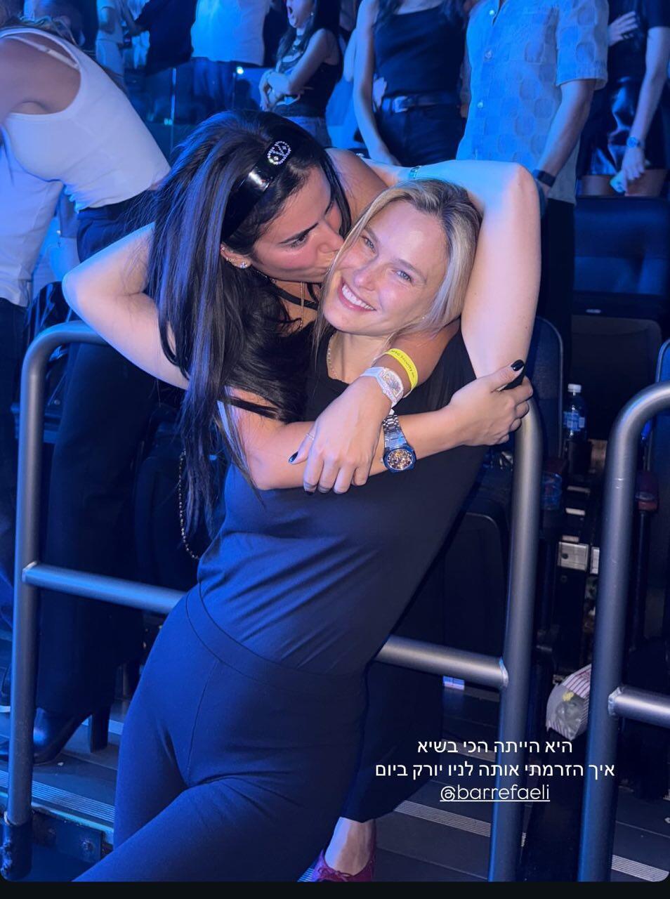 מאחורי הקלעים הופעה עומר אדם מדיסון סקוור גארד
