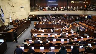 שרה נתניהו בזמן נאום ראש הממשלה בפתיחת מושב הכנסת