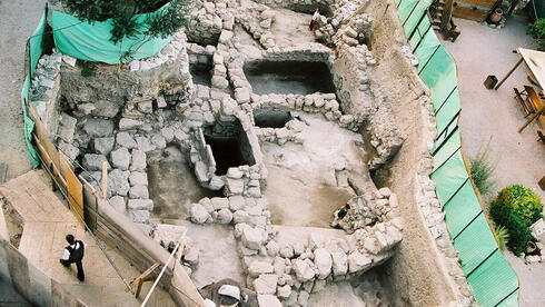 חפירות ארמון דוד