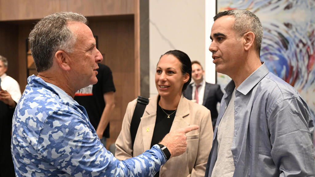 שורדי שבי נפגשו עם וויטקוף וקושנר