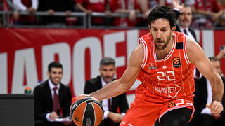 מיציץ' מול בלאט