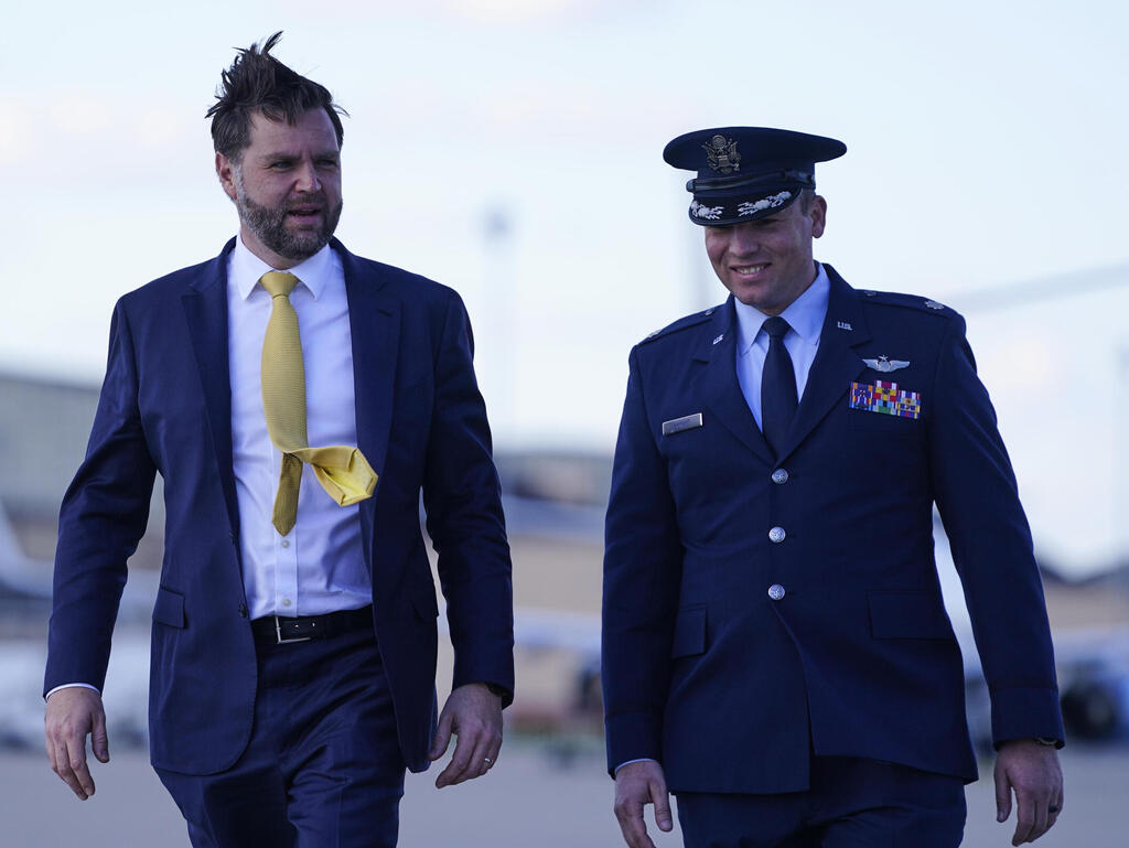 ג'יי די ואנס