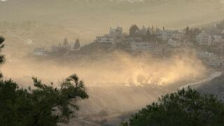 הריחות משריפת הפסולת בשטחים בשליטת הרשות הפלסטינית מגיעים לישראל