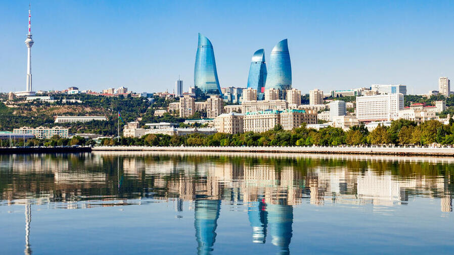 Баку, стоица Азербайджана (Фото: saiko3p / shutterstock) באקו בירת אזרבייג'אן