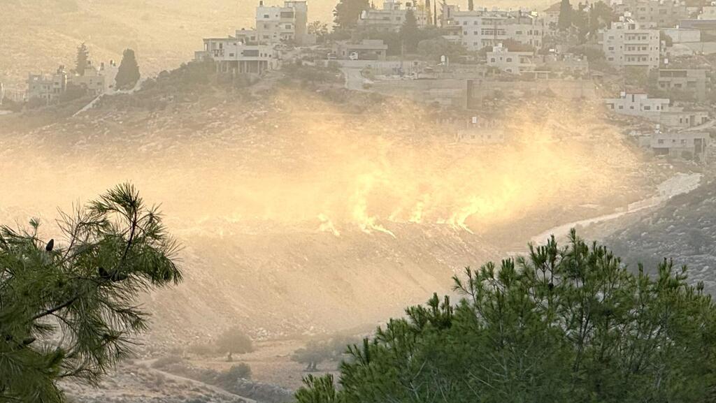שריפת פסולת ברשות הפלסטינית