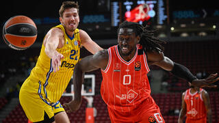 מוטלי מול ליף